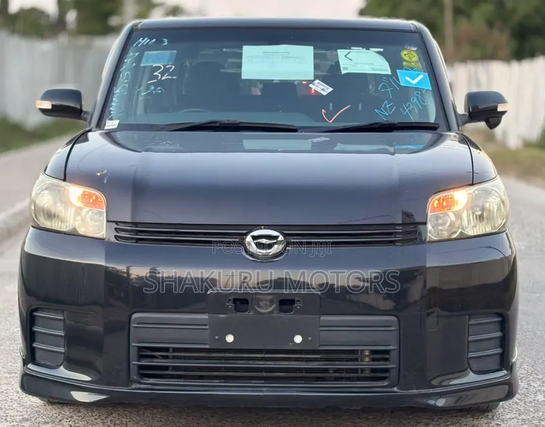 Toyota Corolla Rumion 2009 Black