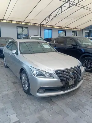 Toyota Crown 2013 Silver