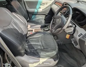 Toyota Kluger 2002 Black