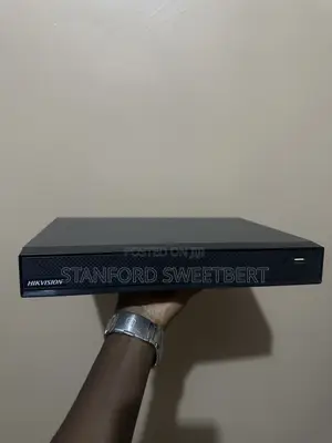 HIKVISION NVR 16 Channel