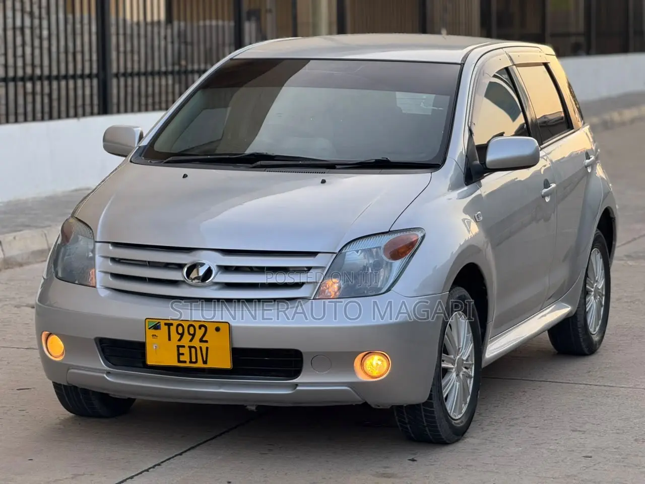 Toyota IST 2006 Silver