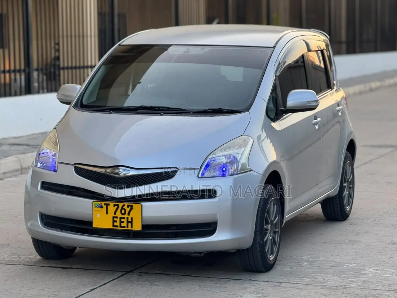 Toyota Ractis 2008 Silver