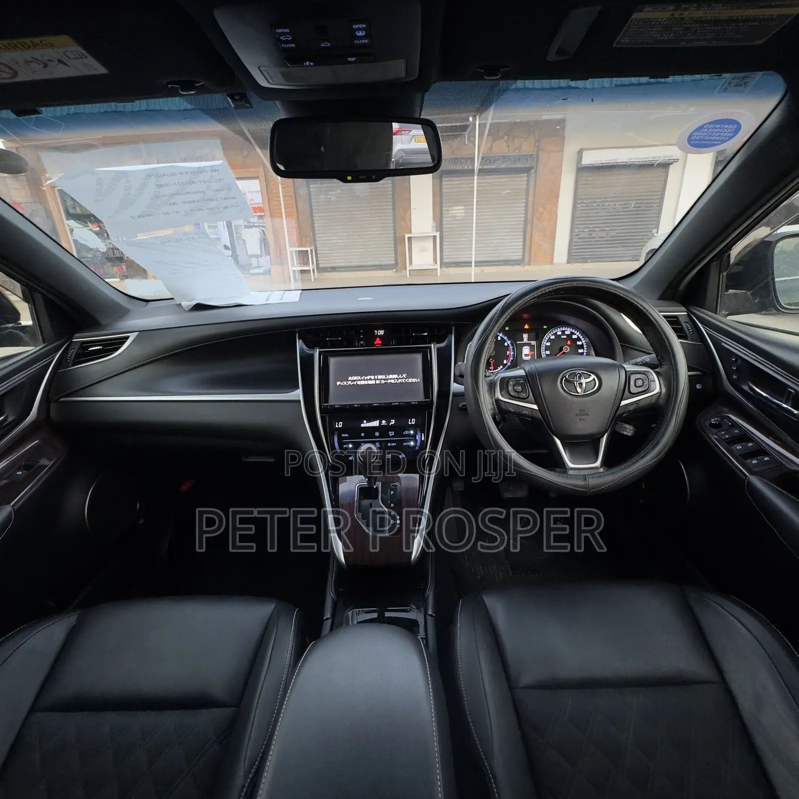 Toyota Harrier 2.0 2016 Black
