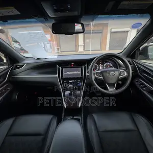 Toyota Harrier 2.0 2016 Black