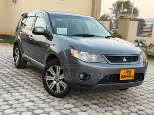 Mitsubishi Outlander 2010 Gray