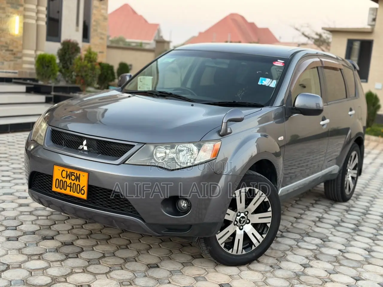 Mitsubishi Outlander 2010 Gray