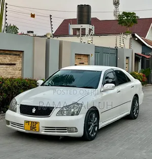 Toyota Crown 2004 Pearl