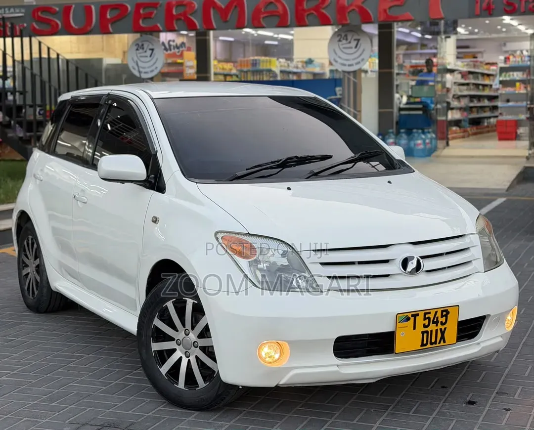 Toyota IST 2005 Pearl