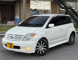 Toyota IST 2005 Pearl