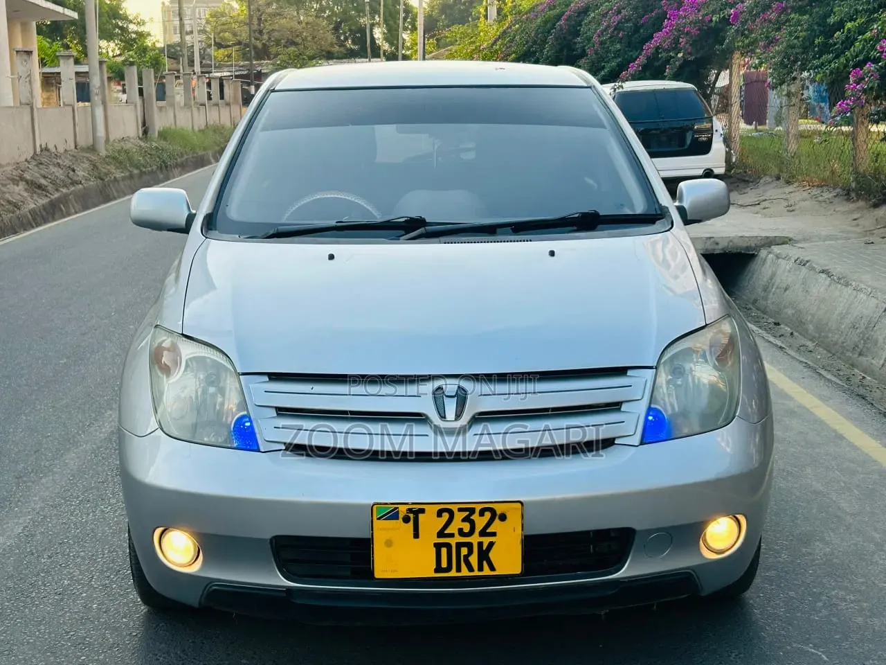 Toyota IST 2005 Silver