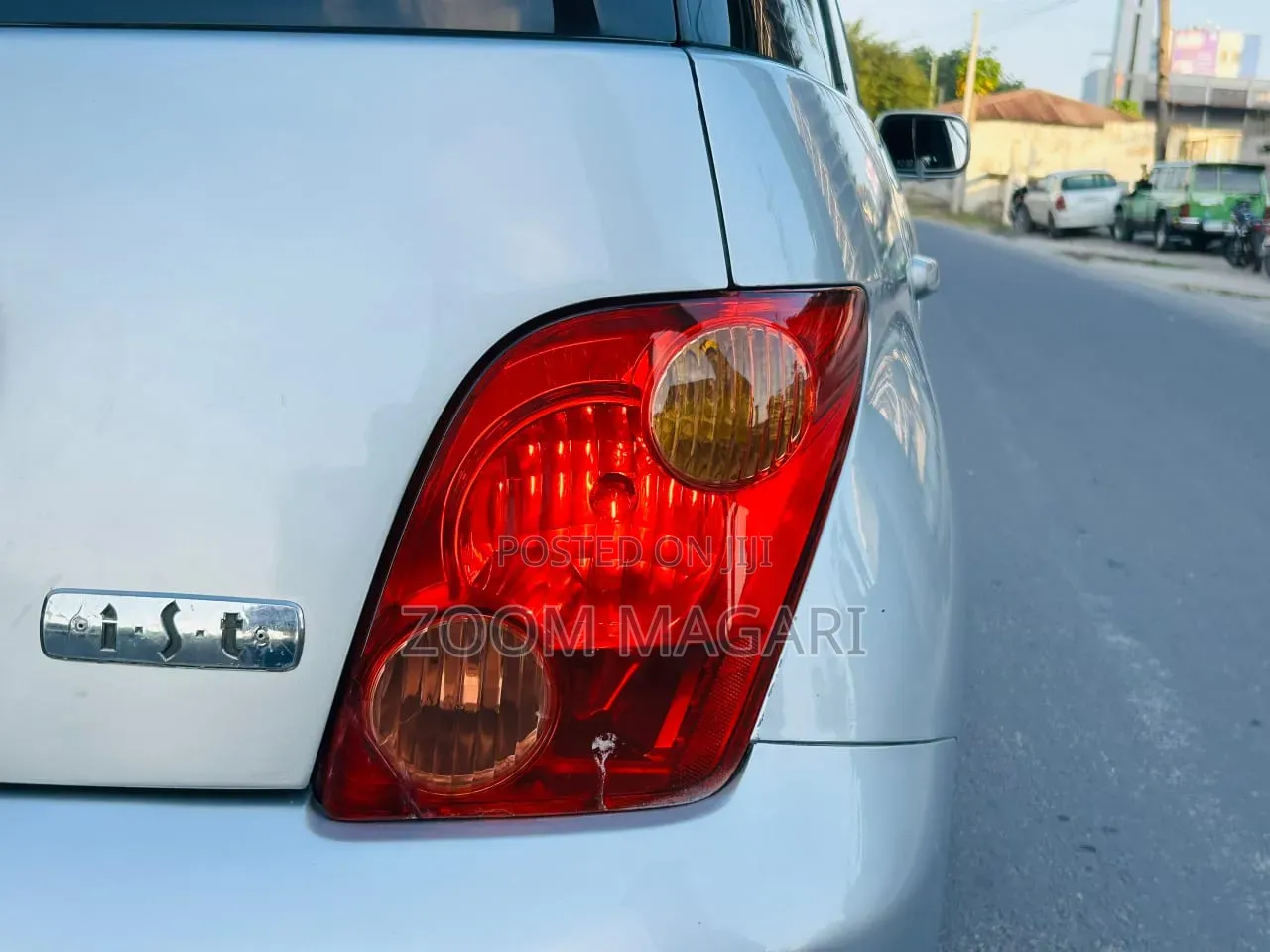 Toyota IST 2005 Silver