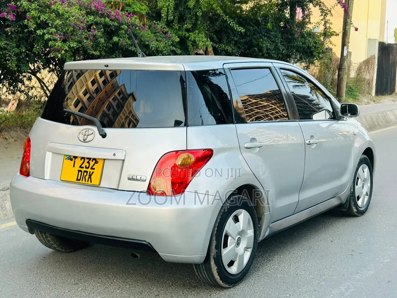 Toyota IST 2005 Silver