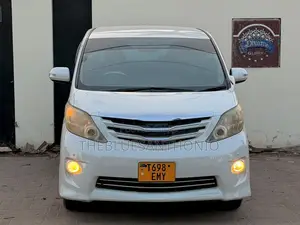 Toyota Alphard 2.4 Petrol AWD 2010 Pearl