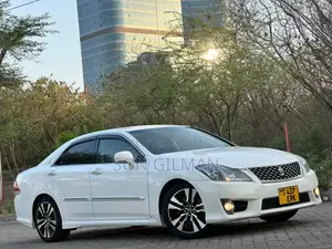 Toyota Crown 2011 Pearl