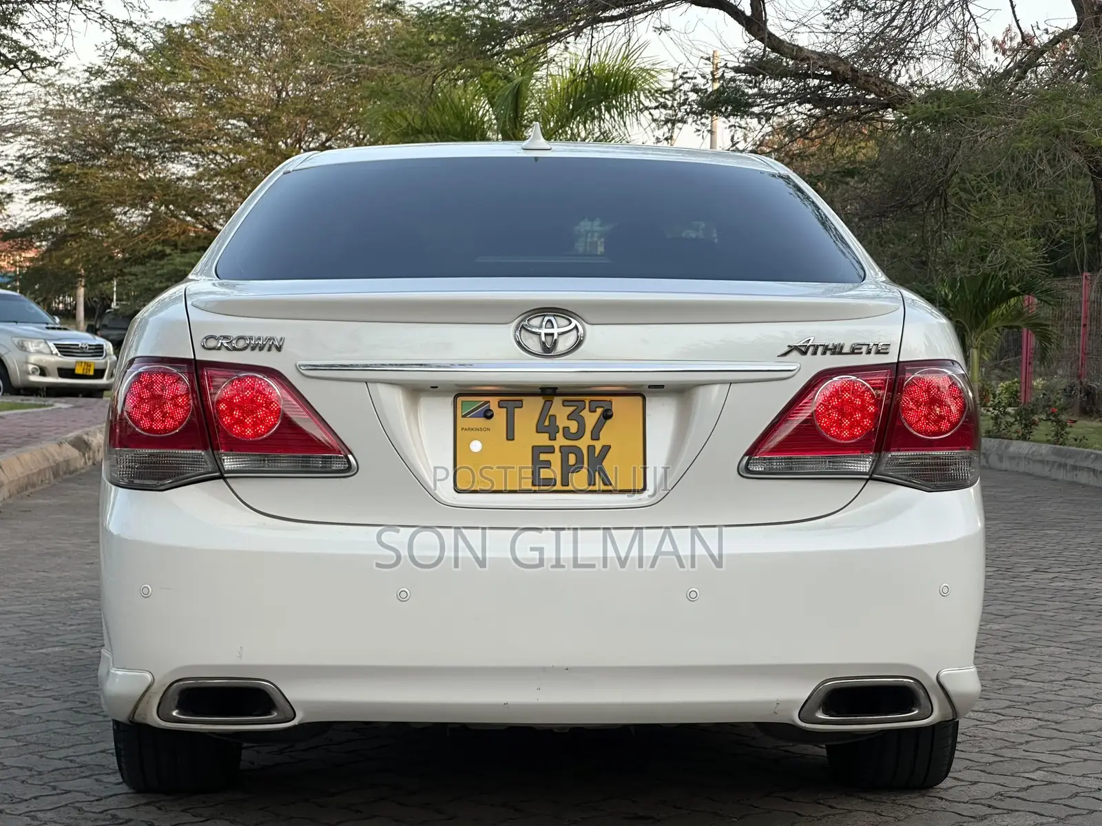 Toyota Crown 2011 Pearl