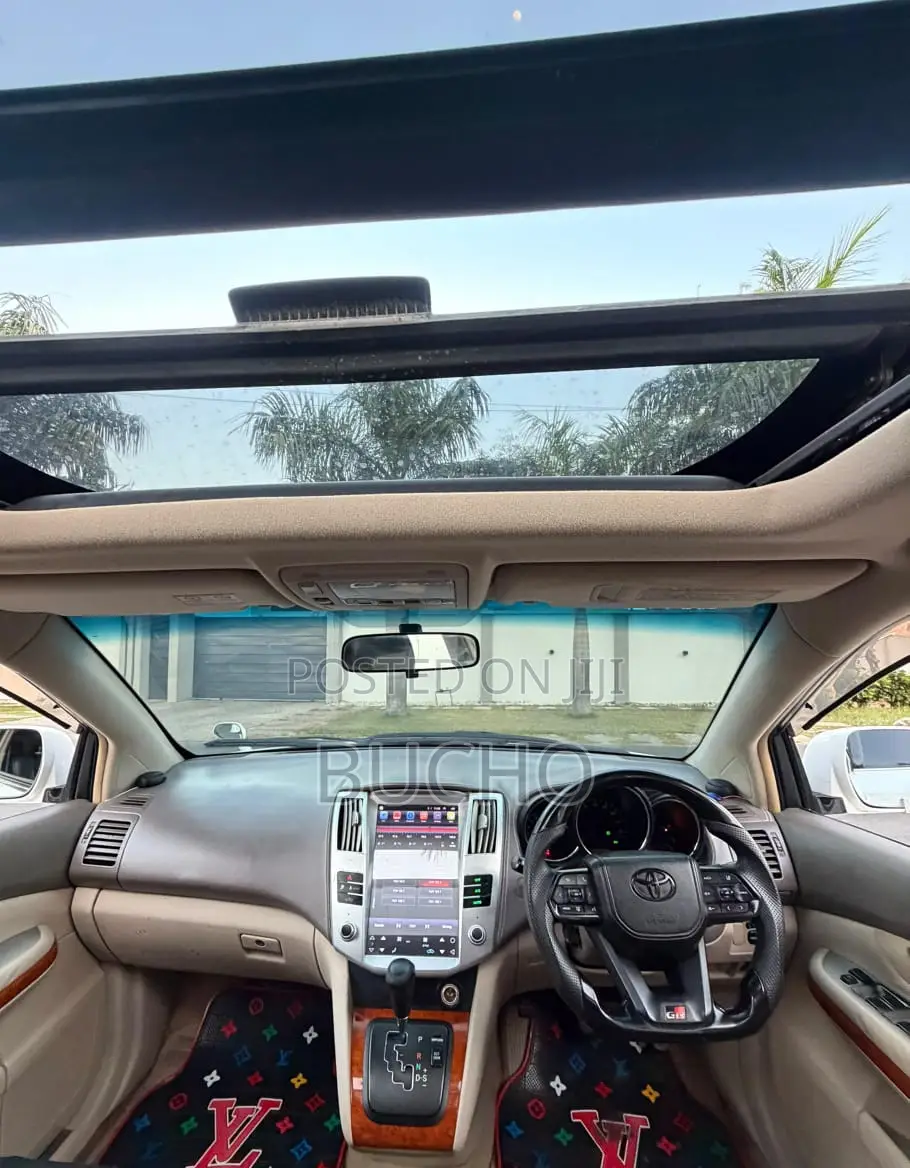 Toyota Harrier 2006 White