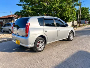 Toyota Opa 2002 Silver