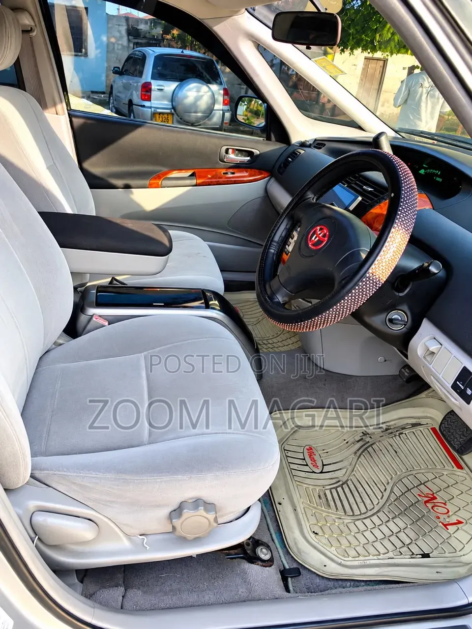 Toyota Opa 2002 Silver