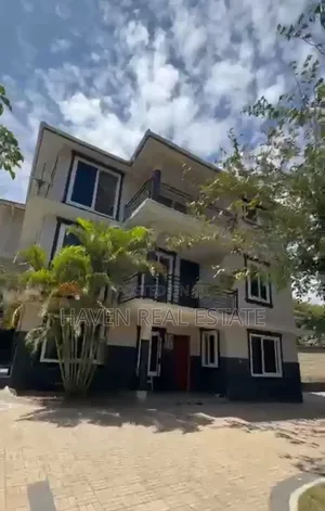 5bdrm House in Kinondoni for sale