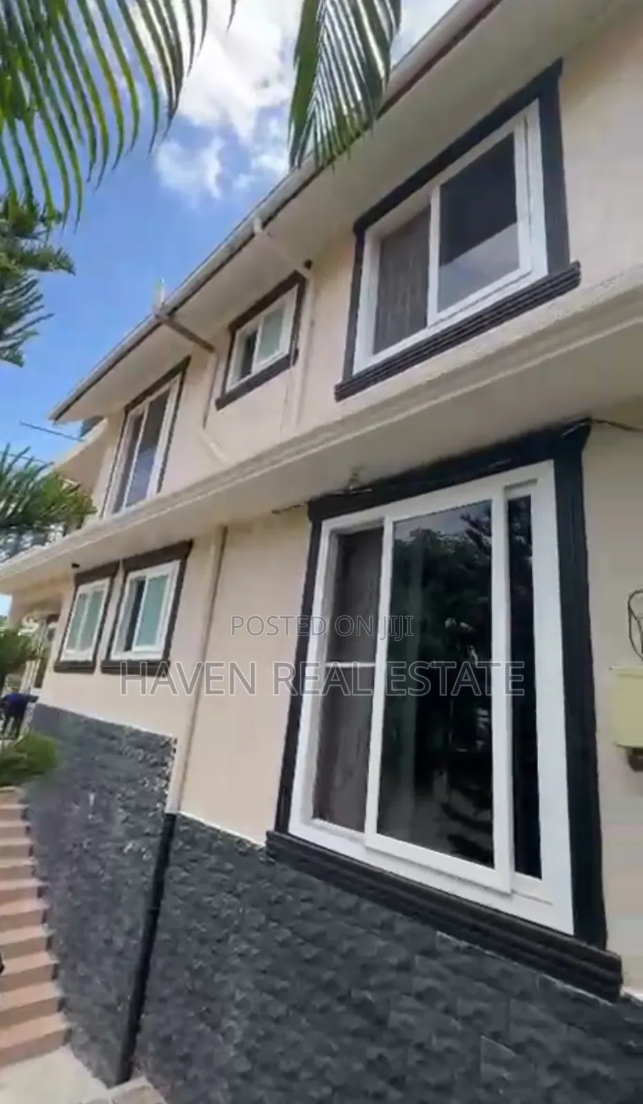 5bdrm House in Kinondoni for sale