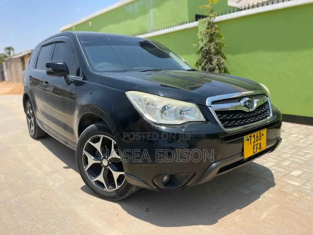 Subaru Forester 2013 Black