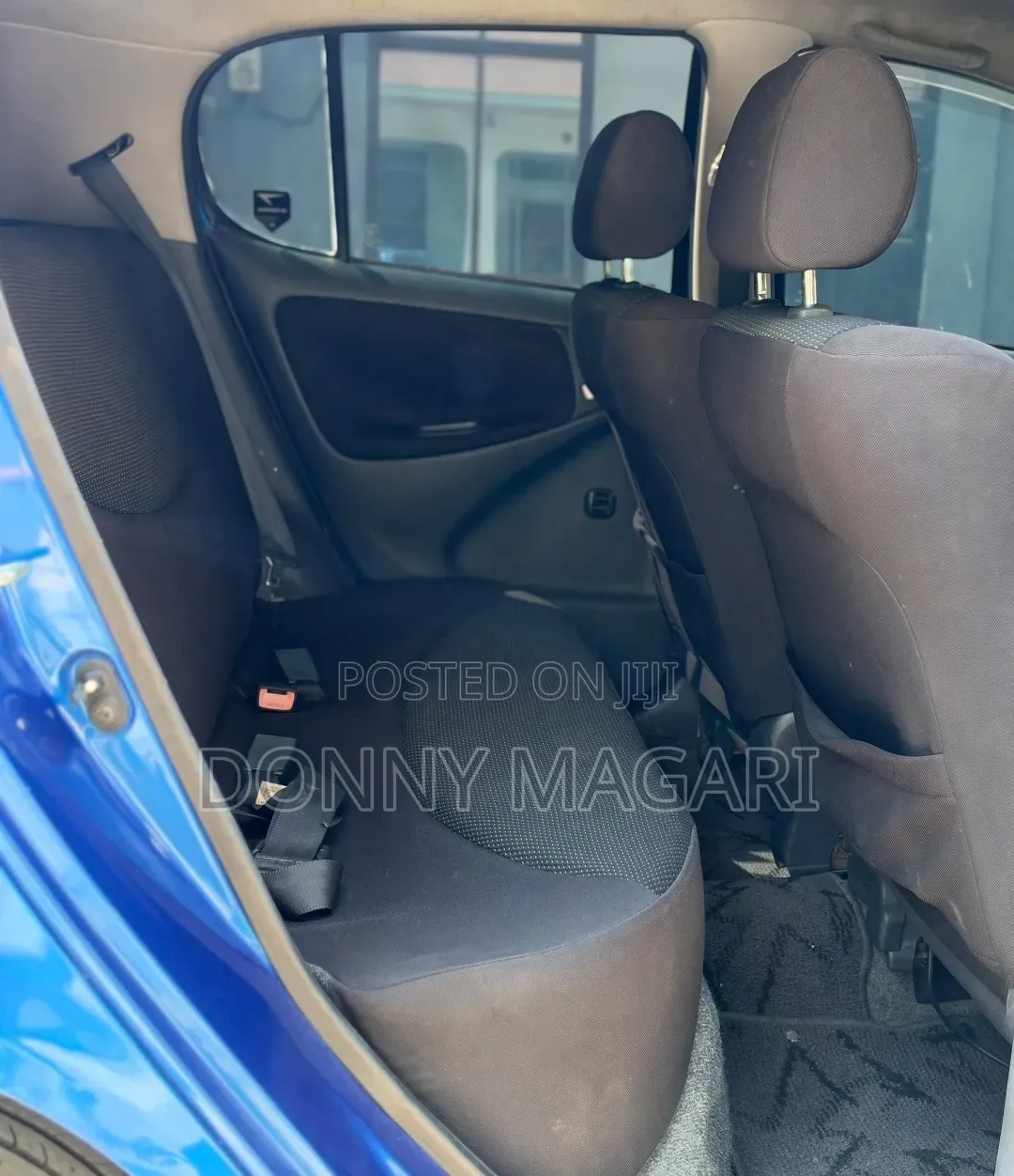 Toyota Vitz 2005 Blue