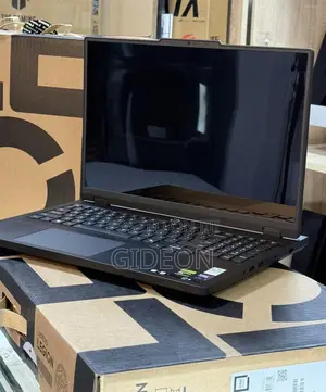 New Laptop Lenovo Legion 5 32GB Intel Core Ultra 9 SSD 1T