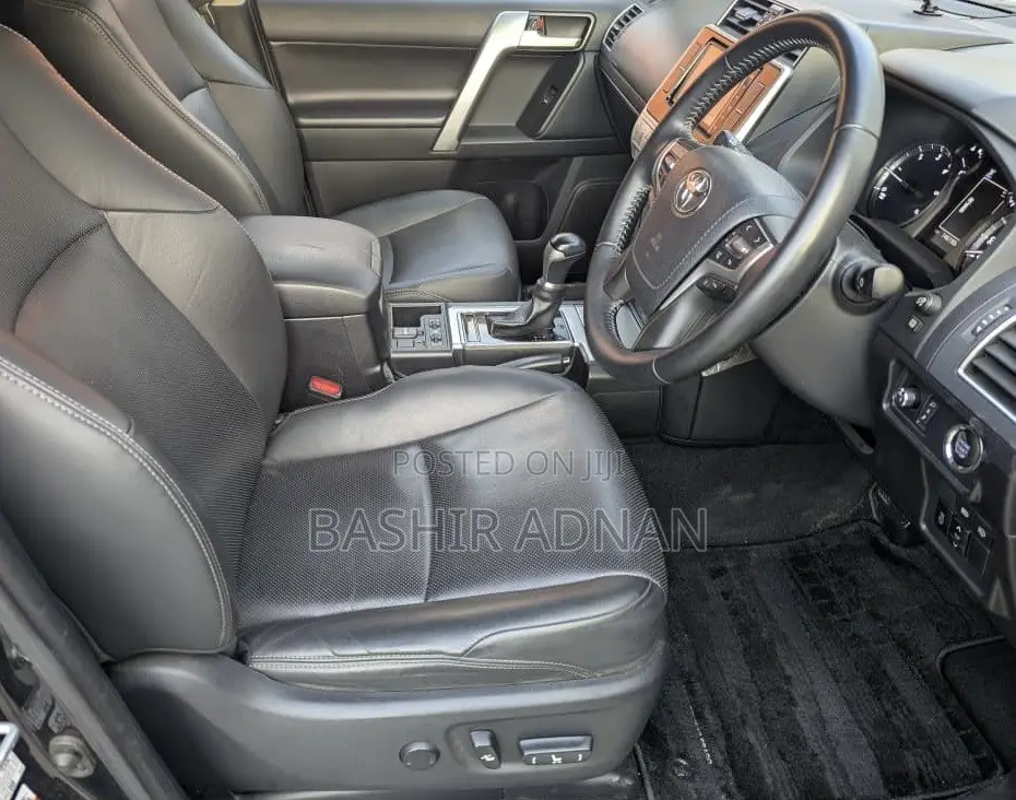 Toyota Land Cruiser Prado 2.8 2019 Gray