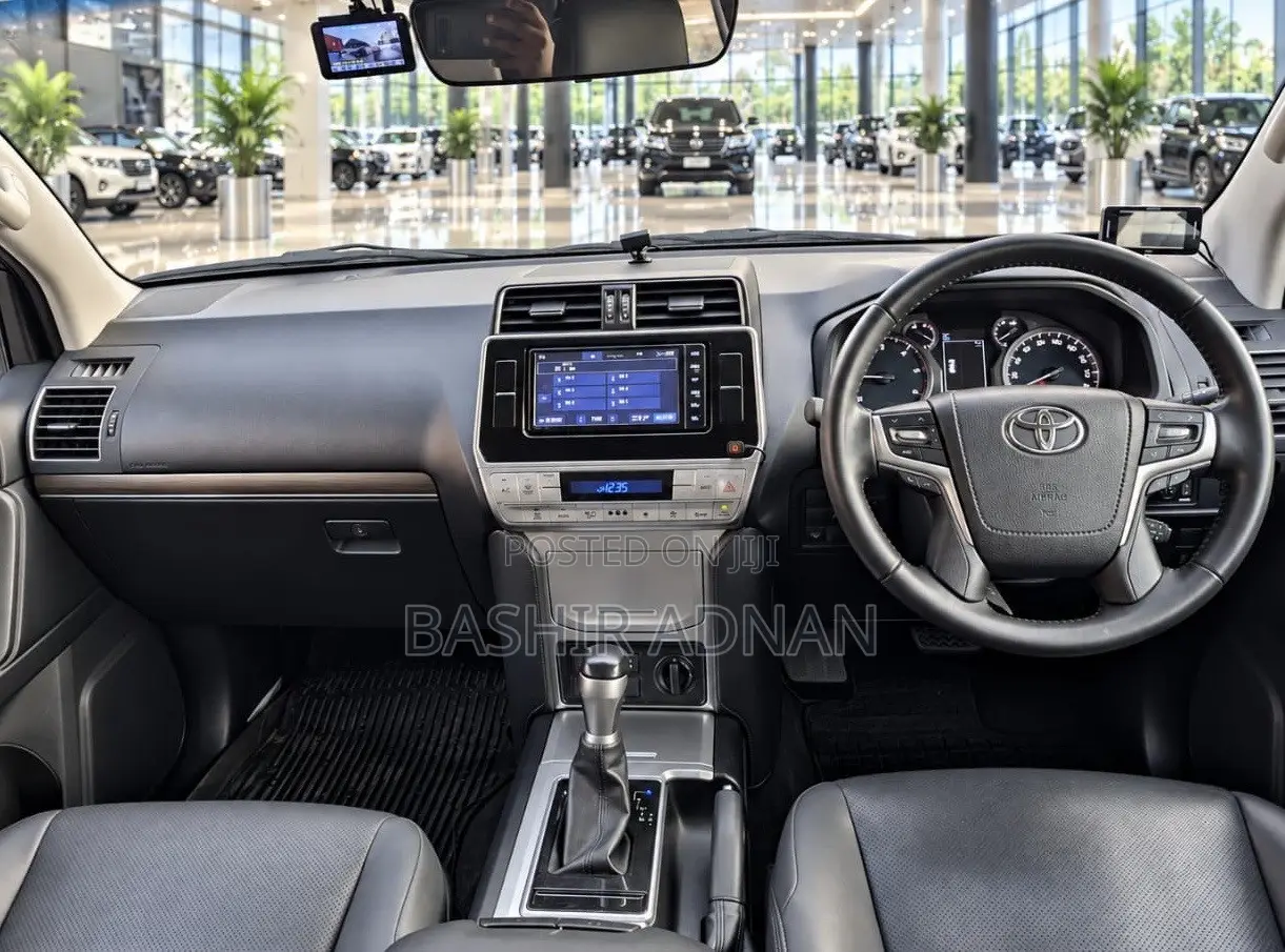 Toyota Land Cruiser Prado 2.8 2019 Gray