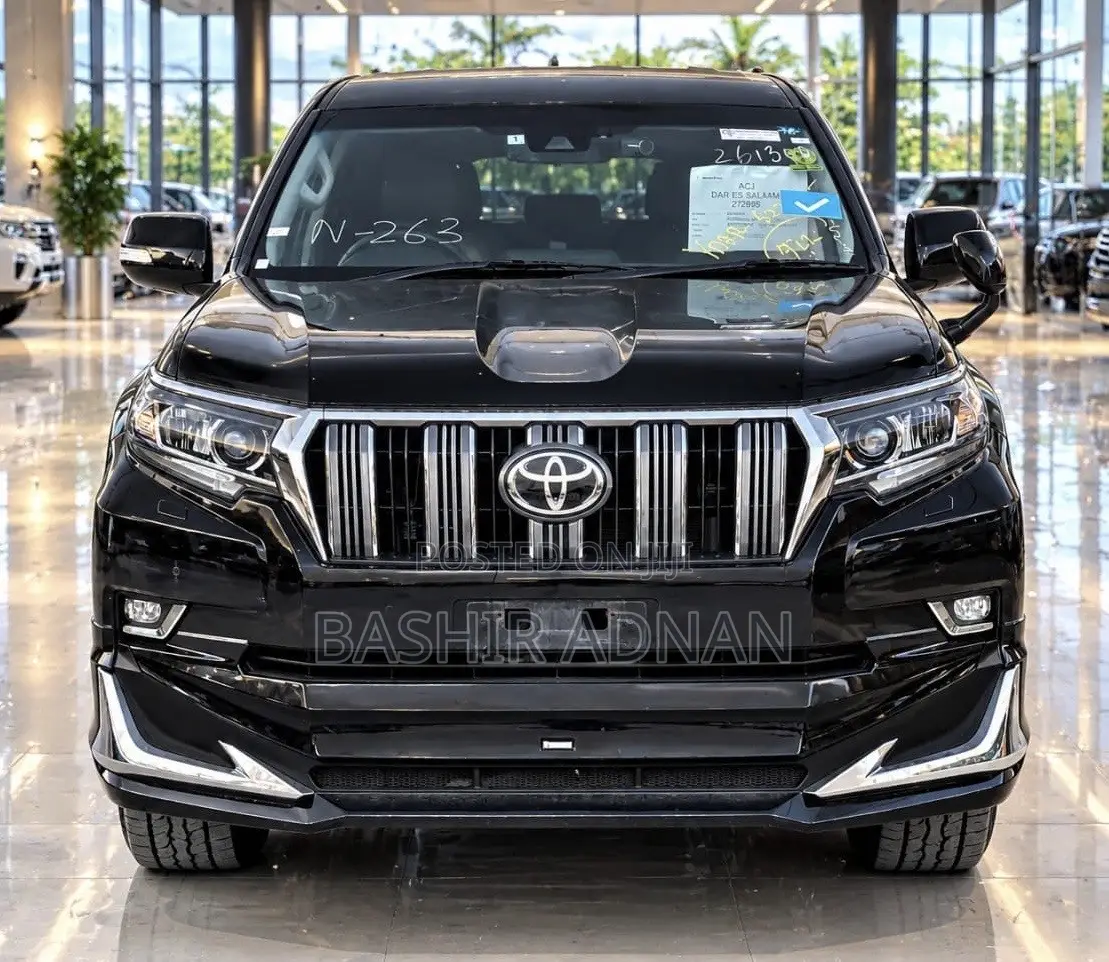 Toyota Land Cruiser Prado 2.8 2019 Gray