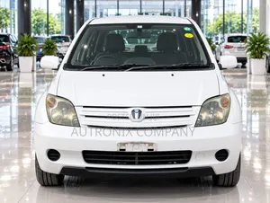 Toyota IST 2003 Off white