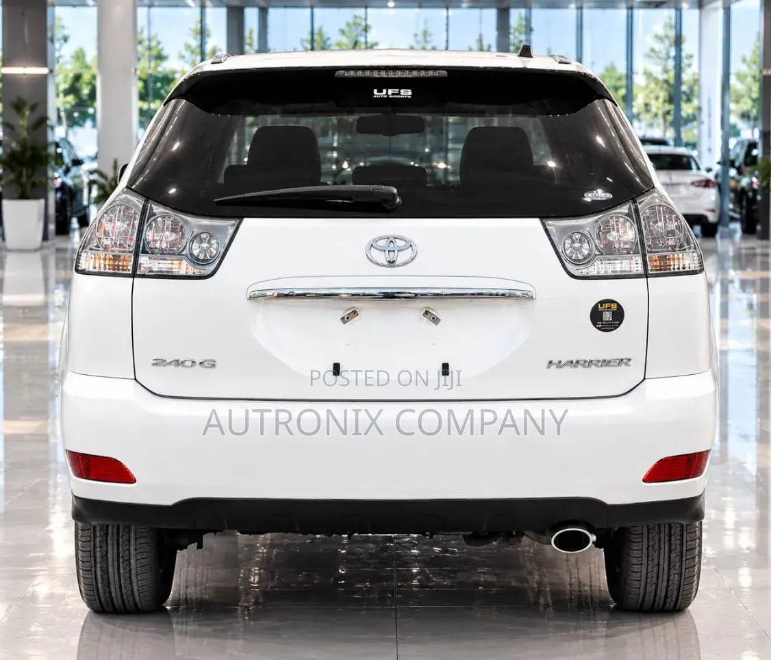 Toyota Harrier 2003 White
