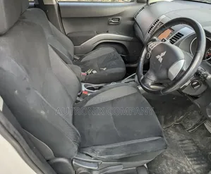 Mitsubishi Outlander LS 4WD 2007 White