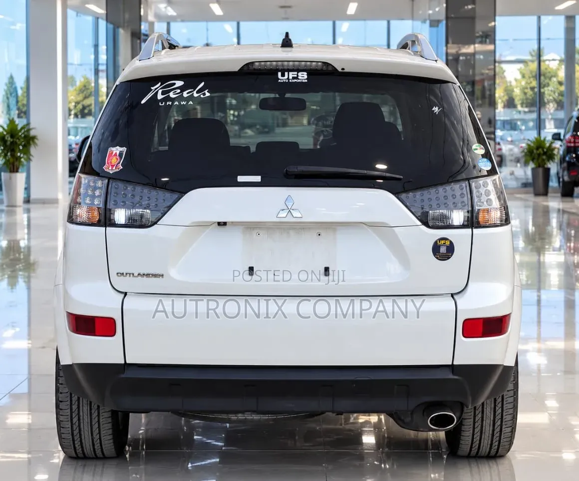 Mitsubishi Outlander LS 4WD 2007 White