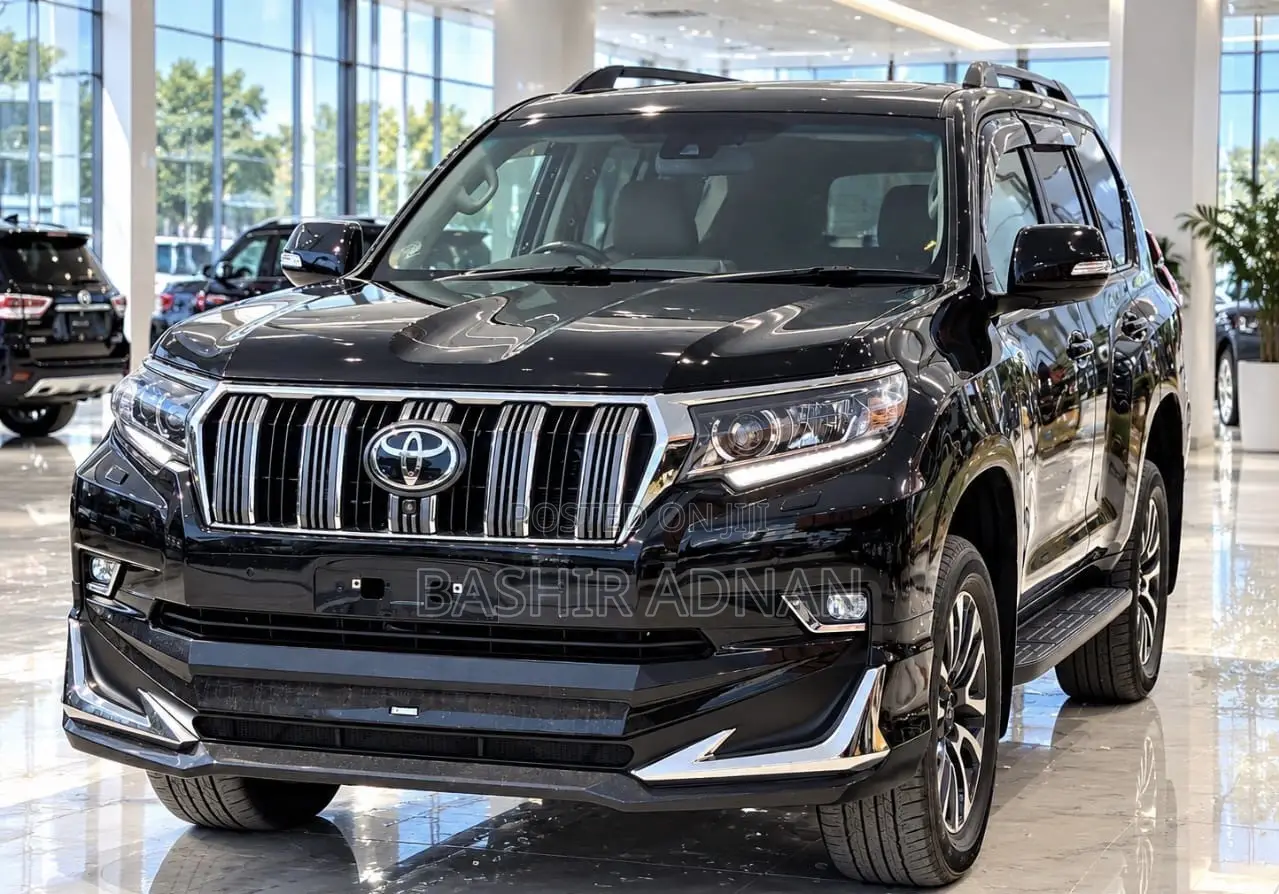 Toyota Land Cruiser Prado 2.8 2023 Black