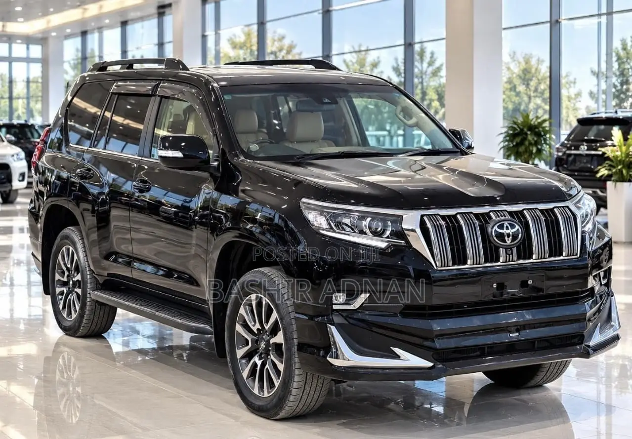 Toyota Land Cruiser Prado 2.8 2023 Black