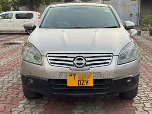 Nissan Dualis 2009 Brown