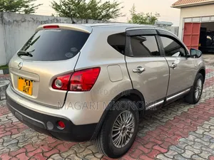 Nissan Dualis 2009 Brown