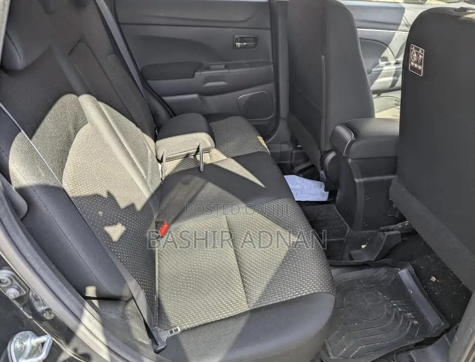 Mitsubishi RVR 2015 Black