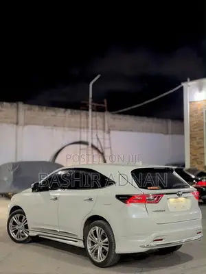 Toyota Harrier 2.0 2016 Pearl