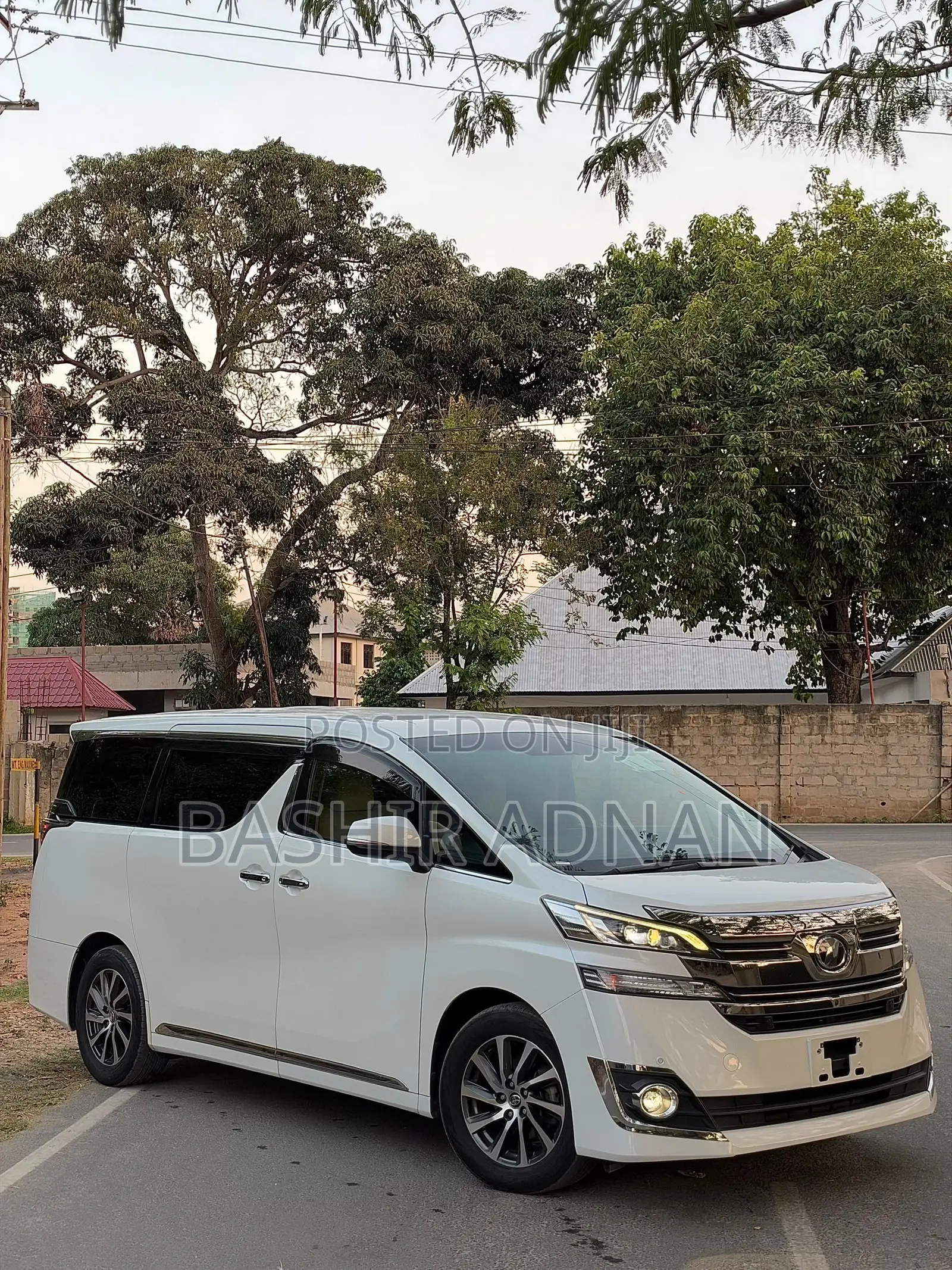 Toyota Vellfire 2.5 Z 2017 White