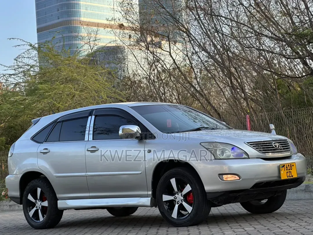 Toyota Harrier 2005 Silver