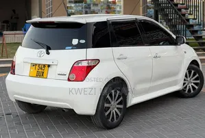 Toyota IST 2005 White