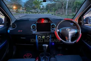 Toyota IST 2004 Blue