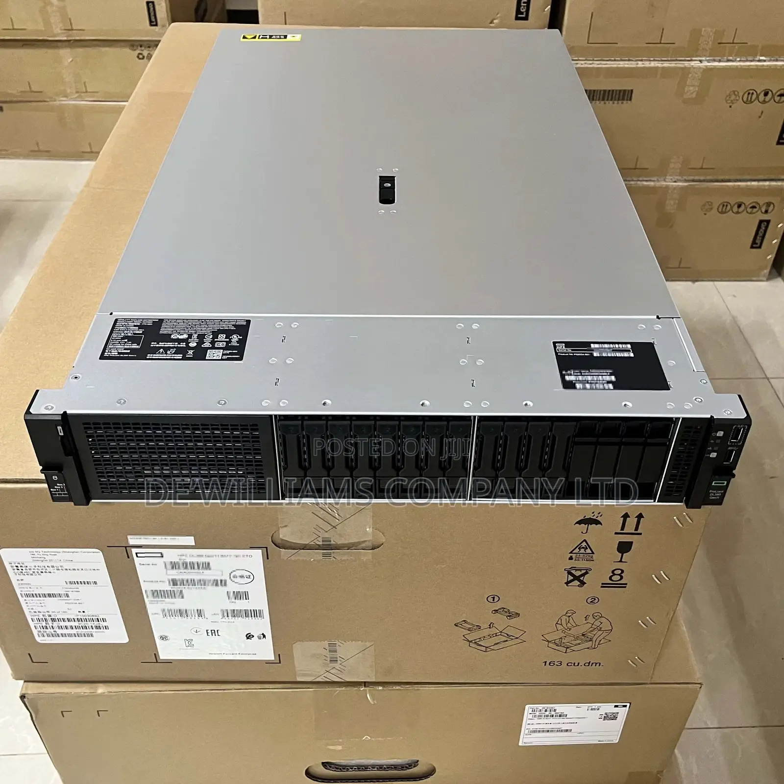 New Server HPE ProLiant DL380 Gen11 64GB Intel Xeon HDD 2T