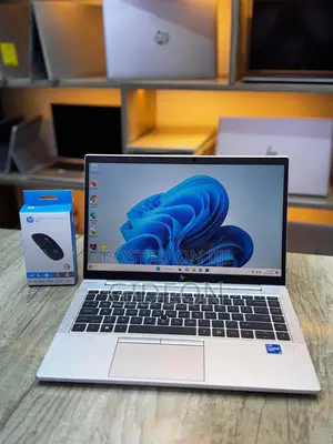 Laptop HP EliteBook 840 G8 8GB Intel Core i7 SSD 256GB