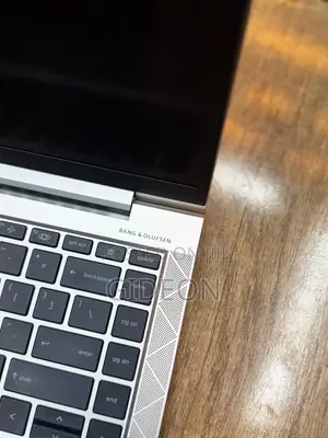 Laptop HP EliteBook 840 G8 8GB Intel Core i7 SSD 256GB