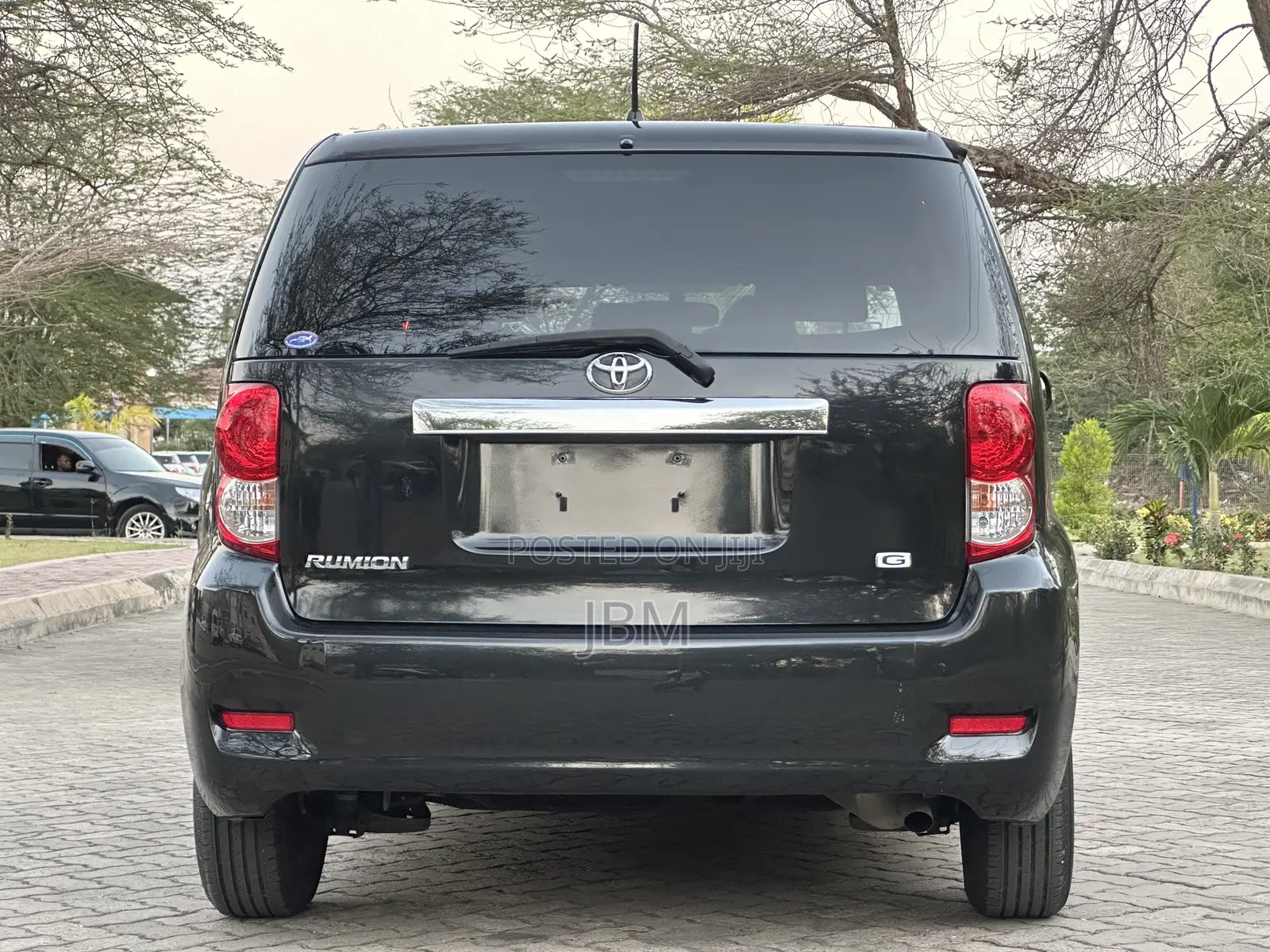 Toyota Corolla Rumion 2009 Black