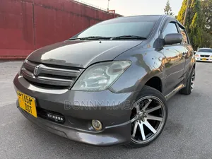Toyota IST 2005 Gray