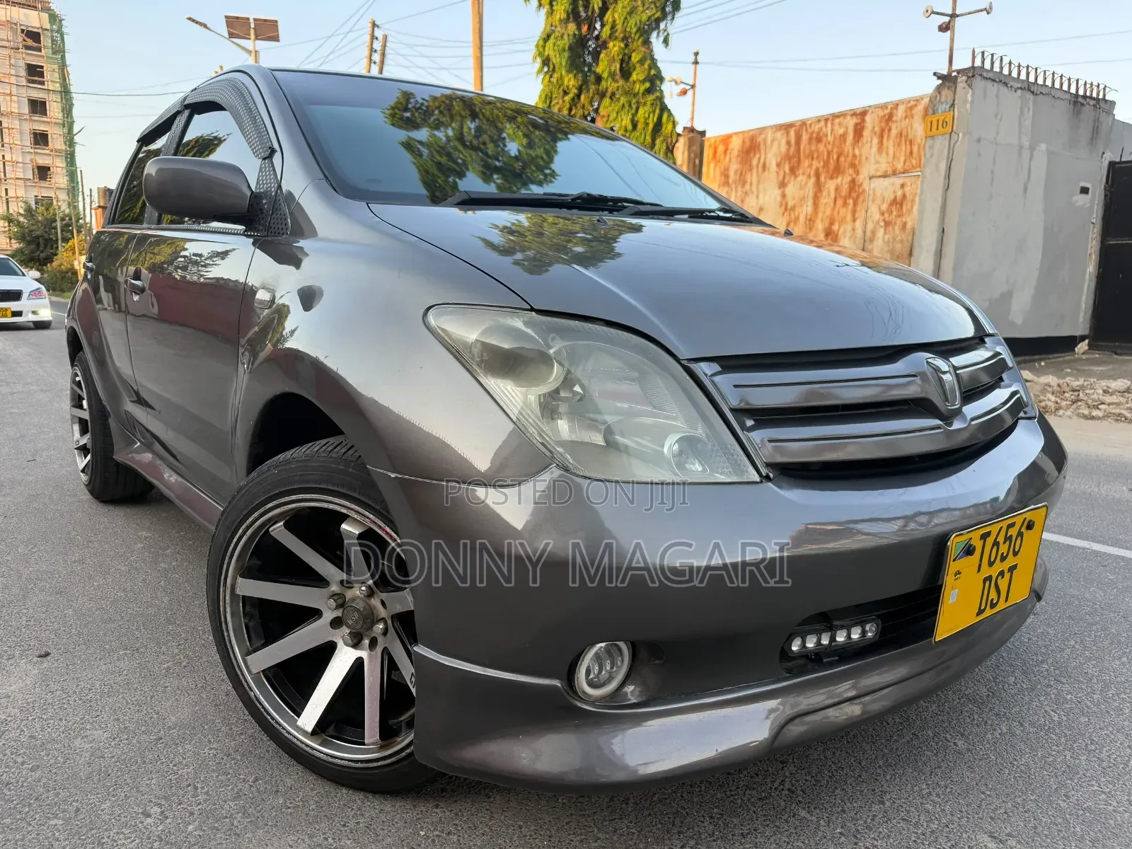Toyota IST 2005 Gray